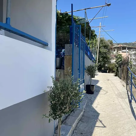 Enopia Guest house Himare
