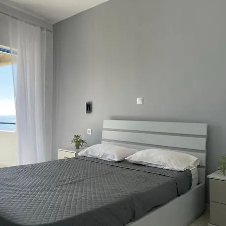 Enopia Casa de hóspedes Himare