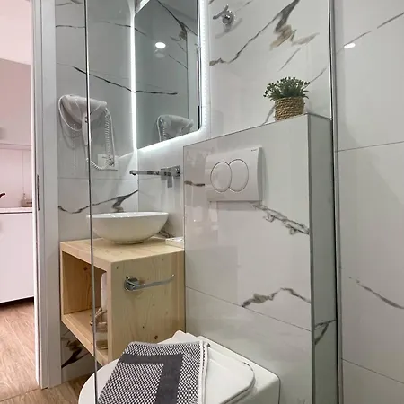 Enopia 3*
