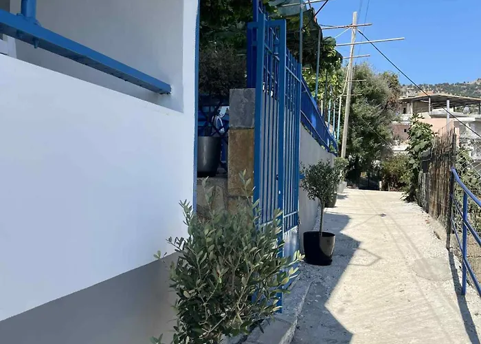 Enopia Pensionat Himare